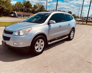 2010 CHEVROLET TRAVERSE 1GNLVFED5AJ240077 MOODY MOTORS 