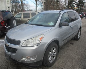 2011 CHEVROLET TRAVERSE 1GNKVFED1BJ390846 CENTER ROAD AUTO SALES, INC. 