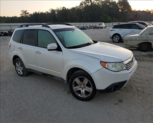 2010 SUBARU FORESTER JF2SH6CC4AH715409 GLORY AUTO SALES LTD 