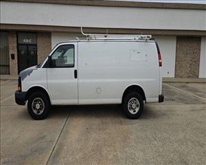 2011 CHEVROLET EXPRESS G3500 1GCZGTCA7B1161760 A & P AUTO SERVICE INC 