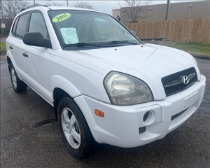 2005 HYUNDAI TUCSON KM8JM72B05U233193 6K AND UNDER AUTO SALES 