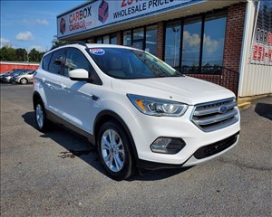 2017 FORD ESCAPE 1FMCU0G9XHUA25672 CARBOX INC DBA CARBOX 