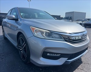 2017 HONDA ACCORD 1HGCR2F12HA043275 VIP AUTO SALES & SERVICE, LLC 