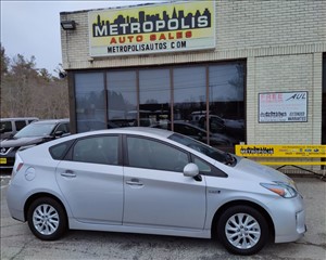 2014 TOYOTA PRIUS PLUG-IN JTDKN3DP9E3050775 METROPOLIS AUTO SALES, LLC 