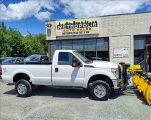2016 FORD F250 W/PLOW 1FTBF2B60GEC33443 METROPOLIS AUTO SALES, LLC 