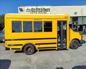 2014 CHEVROLET EXPRESS G3500 1GB3G2BG6E1174031 METROPOLIS AUTO SALES, LLC 