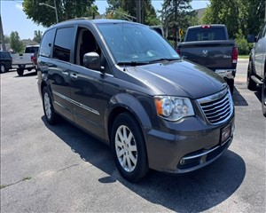 2016 CHRYSLER TOWN AND COUNTR 2C4RC1BG6GR111747 CICCHINO AUTO SALES LLC 