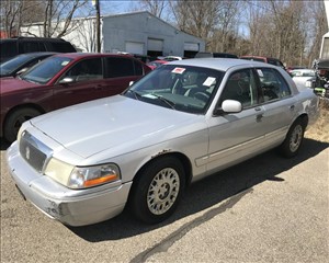 2003 MERCURY GRAND MARQUIS 2MEFM74W43X651478 FRISBY 