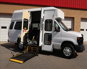 2009 FORD ECONOLINE 1FTDS34L19DA76690 VANTASTIC MOBILITY SALES, LLC 