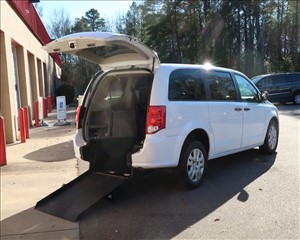 2019 DODGE GRAND CARAVAN 2C4RDGBG0KR623190 VANTASTIC MOBILITY SALES, LLC 