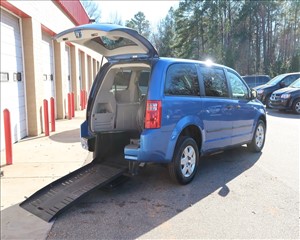 2008 DODGE GRAND CARAVAN 2D8HN44H28R696200 VANTASTIC MOBILITY SALES, LLC 