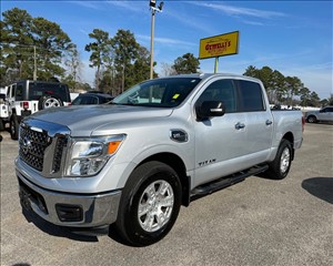 2017 NISSAN TITAN 1N6AA1EK2HN518012 GEMELLI'S AUTO SALES 