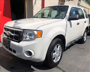 2012 FORD ESCAPE 1FMCU0C7XCKC61084 SIGNATURE AUTO SALES INC 