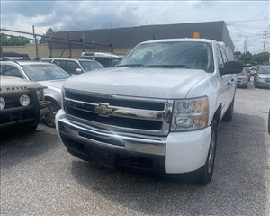 2011 CHEVROLET SILVERADO 1500 3GCUKUEJ3BG299907 EUROPEAN MOTORS LTD 